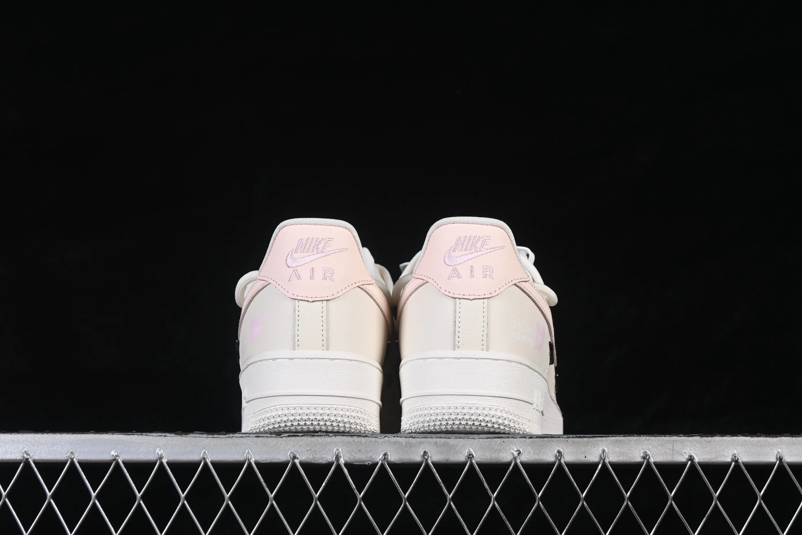 All categories Nk Air Force 1 Air Force series Nk Air Force 1 Low Air Force low-top Nike Air Force 1'07 Low Valentine's Day limited Air Force 1 low-top casual sneakers FV8110-181